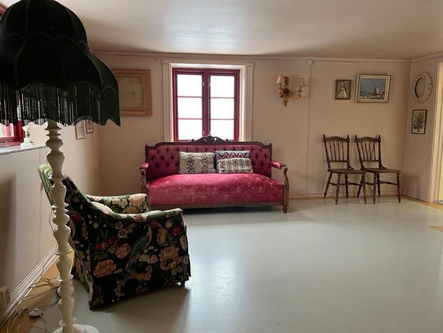 Laengtan Marielund Villa อุปซอลา ภายนอก รูปภาพ